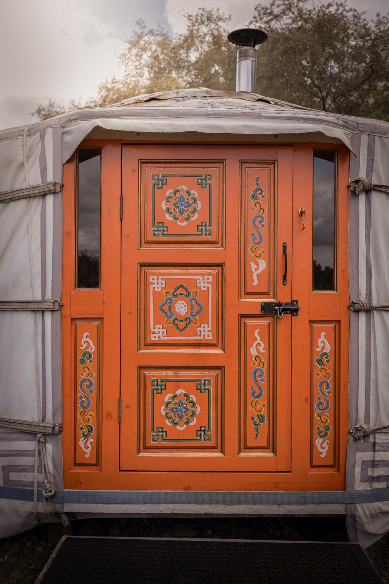 Готель Gilfach Gower Farm Luxury Yurt With Hot Tub Амманфорд Екстер'єр фото